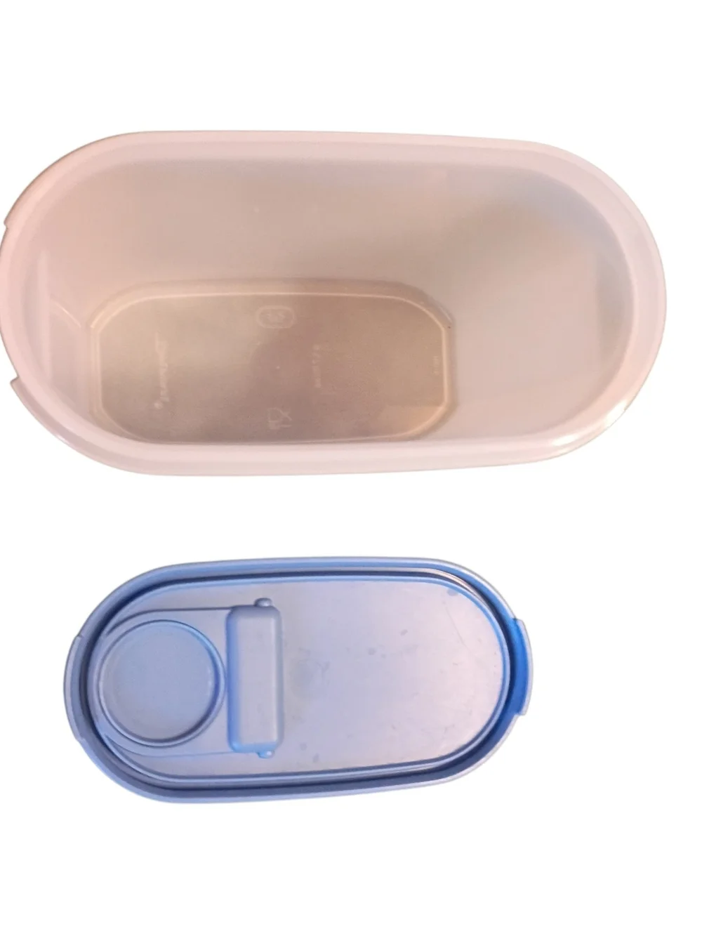 EUC Tupperware Clear Modular Container with Blue Pour Lid 1.7 Litres